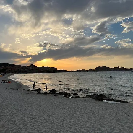 45m2 Centre île Rousse à 100m Vue Appartamento