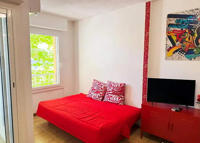 Appartement 45m2 Centre île Rousse à 100m Vue *